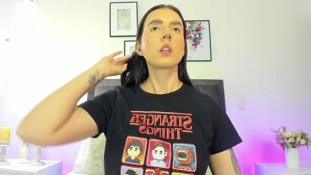 helen mooree online show from 03.25.26