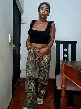 Melanie candy  online show from 03.11.25