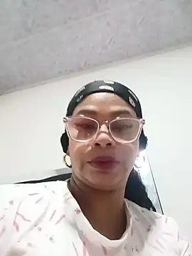 Melanie candy  online show from 04.15.26