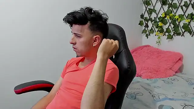 big-dicktop23 online show from 02.13.25