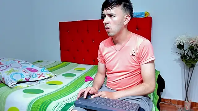 big-dicktop23 online show from 02.14.25