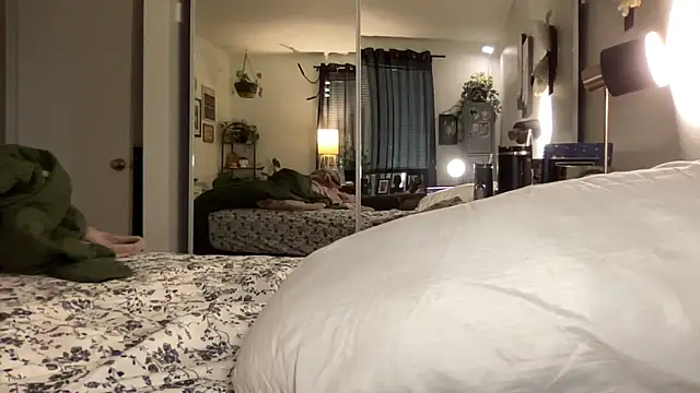 annabelleholly666 online show from 10.14.25