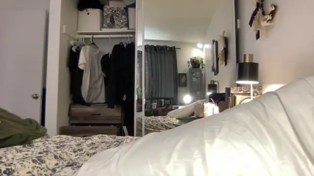 annabelleholly666 online show from 10.28.25