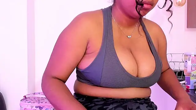 Lizzie Williams  online show from 11.25.25