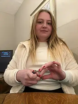 PhatAssBlond online show from 01.08.25