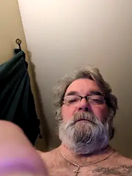 Snapshot of Doherty10 chatting on 06.15.26 Doherty10 online show from 06.15.26