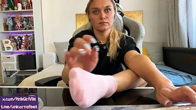 Snapshot of unicornsfeet chatting on 09.13.25 unicornsfeet online show from 09.13.25