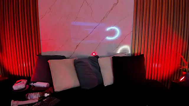 Snapshot of Emiilycollins chatting on 01.23.25 Emiilycollins online show from 01.23.25