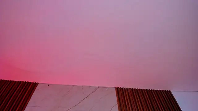 Snapshot of Emiilycollins chatting on 01.24.25 Emiilycollins online show from 01.24.25