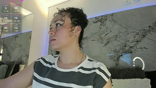 LIZ HOLMES online show from 10.08.25