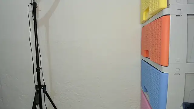 Alannis Blue1 online show from 12.03.25