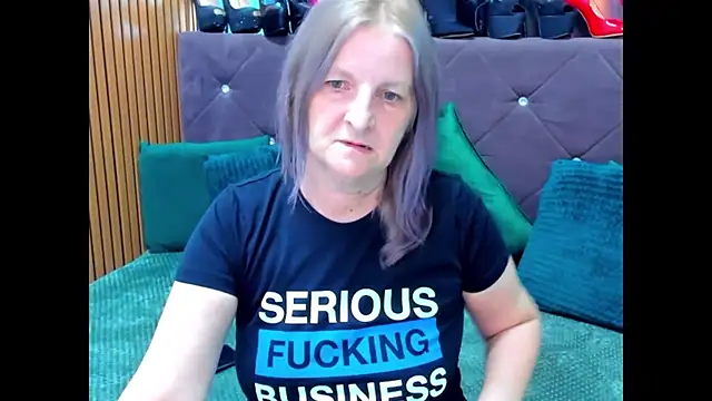 Snapshot of Lilly_hott chatting on 09.12.25 Lilly hott online show from 09.12.25