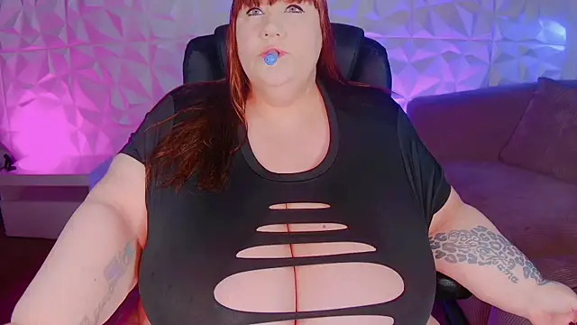 BiggyMelon online show from 10.04.25