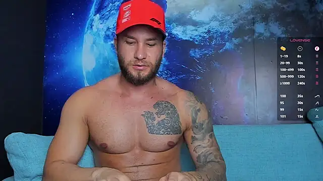 Snapshot of delessandro_world chatting on 12.17.25 delessandro world online show from 12.17.25