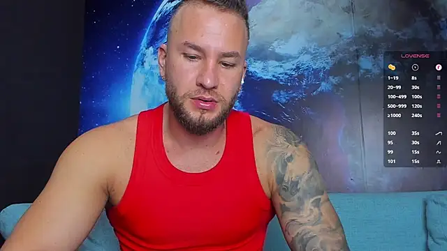 Snapshot of delessandro_world chatting on 12.20.25 delessandro world online show from 12.20.25