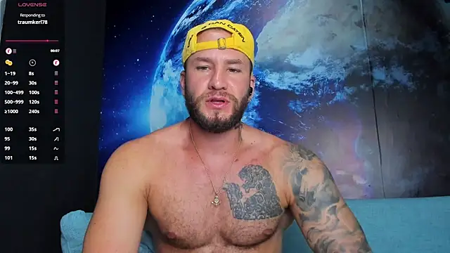 Snapshot of delessandro_world chatting on 04.13.26 delessandro world online show from 04.13.26