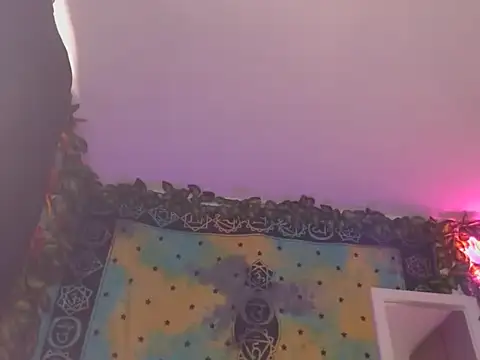 Snapshot of chanel_1041 chatting on 10.01.25 chanel 1041 online show from 10.01.25