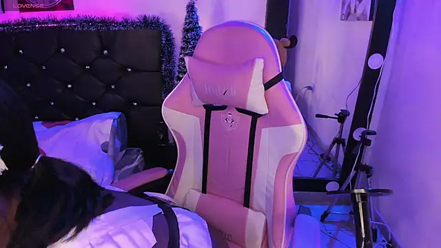 kary bunny3 online show from 01.10.25