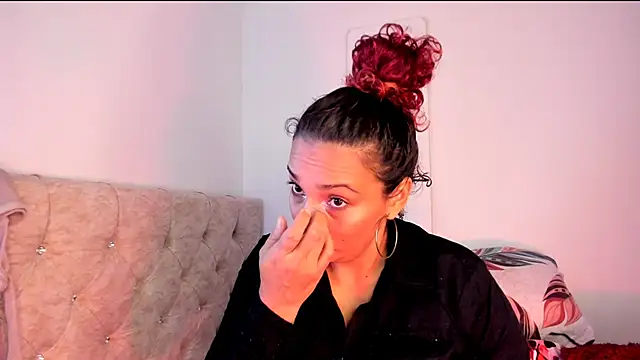 amber demons2021 online show from 02.04.25