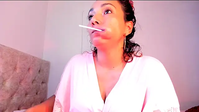 amber demons2021 online show from 02.12.25