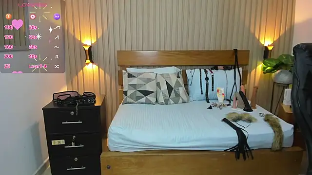 luciana ballesteros  online show from 02.13.25