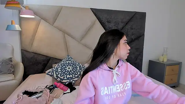 FaloonRoussel online show from 10.03.25