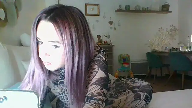 lyajoliee online show from 01.05.25