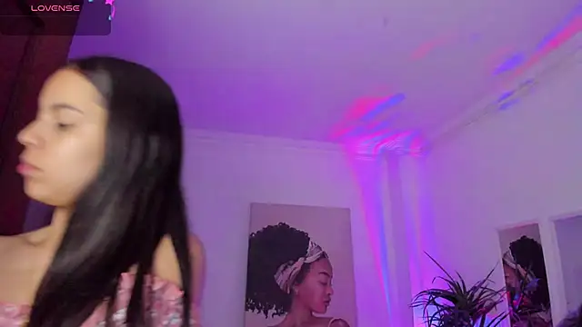 Aleejaa   online show from 03.21.25