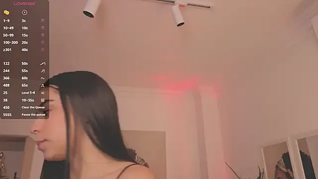 Aleejaa   online show from 09.25.25