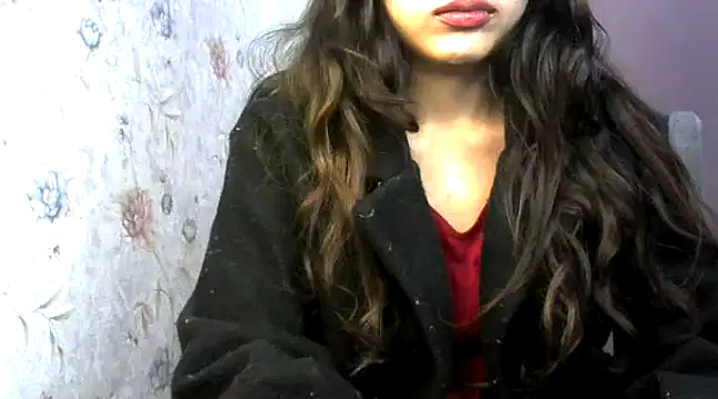 Snapshot of binisa_45 chatting on 12.18.24 binisa 45 online show from 12.18.24