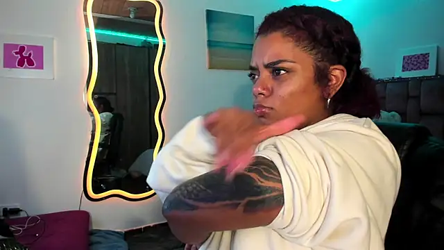 ladyrd1 online show from 01.24.25