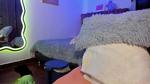 ladyrd1 online show from 02.13.25