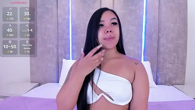 MarianaGarciaa   online show from 02.19.25