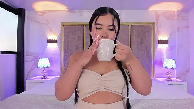 MarianaGarciaa   online show from 09.16.25