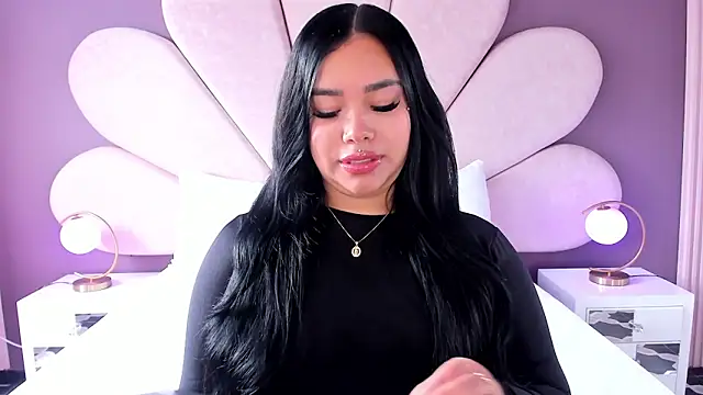 MarianaGarciaa   online show from 02.18.26