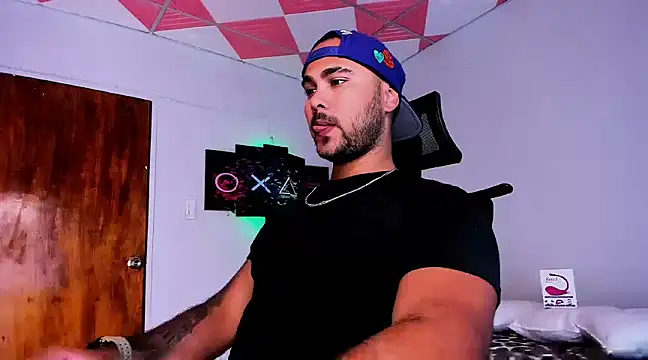 Sebas-hott online show from 01.08.25