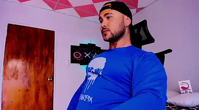 Sebas-hott online show from 01.11.25