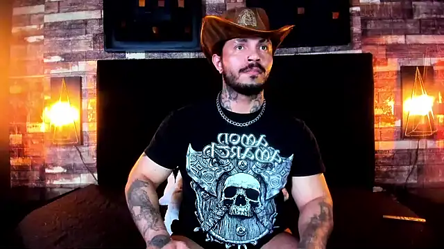 Van Velckan online show from 12.13.24