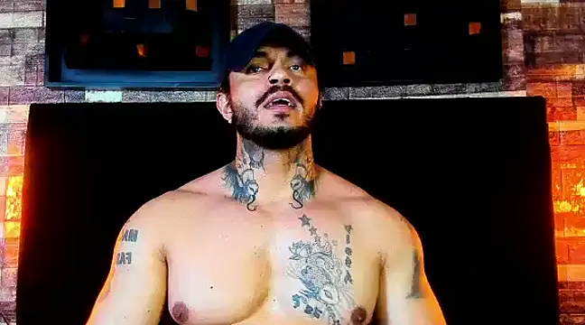 Van Velckan online show from 12.21.24