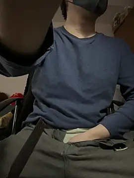 Snapshot of kentyken chatting on 03.25.26 kentyken online show from 03.25.26