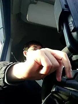 Snapshot of kentyken chatting on 03.30.26 kentyken online show from 03.30.26