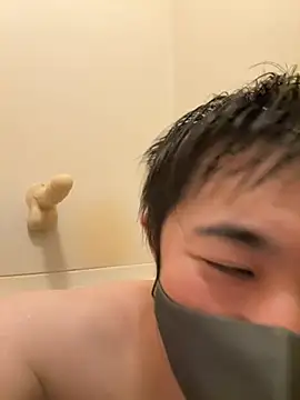 Snapshot of kentyken chatting on 04.04.26 kentyken online show from 04.04.26