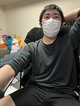 Snapshot of kentyken chatting on 04.13.26 kentyken online show from 04.13.26