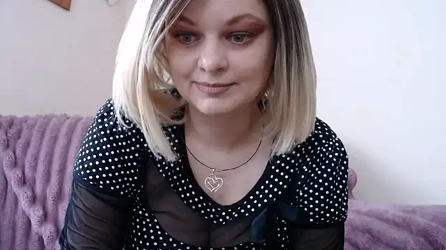 Snapshot of YourSweetJam chatting on 02.17.26 YourSweetJam online show from 02.17.26