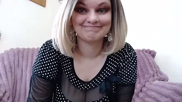 Snapshot of YourSweetJam chatting on 02.18.26 YourSweetJam online show from 02.18.26