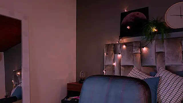 alaia-rogers online show from 10.16.25