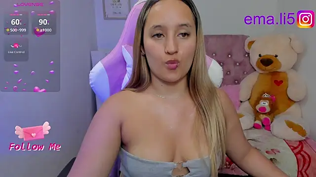 Snapshot of ema_tayy chatting on 02.28.25 ema tayy online show from 02.28.25