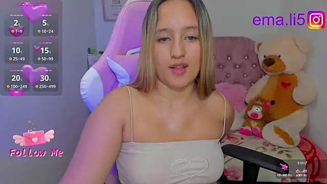 Snapshot of ema_tayy chatting on 03.07.25 ema tayy online show from 03.07.25