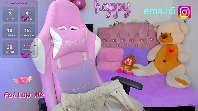 Snapshot of ema_tayy chatting on 10.03.25 ema tayy online show from 10.03.25