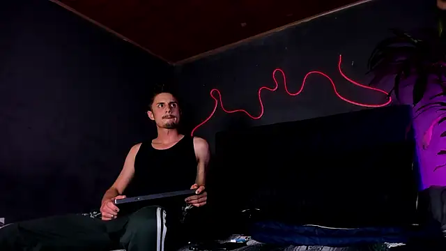 Angel Snowhotxxx online show from 07.05.26